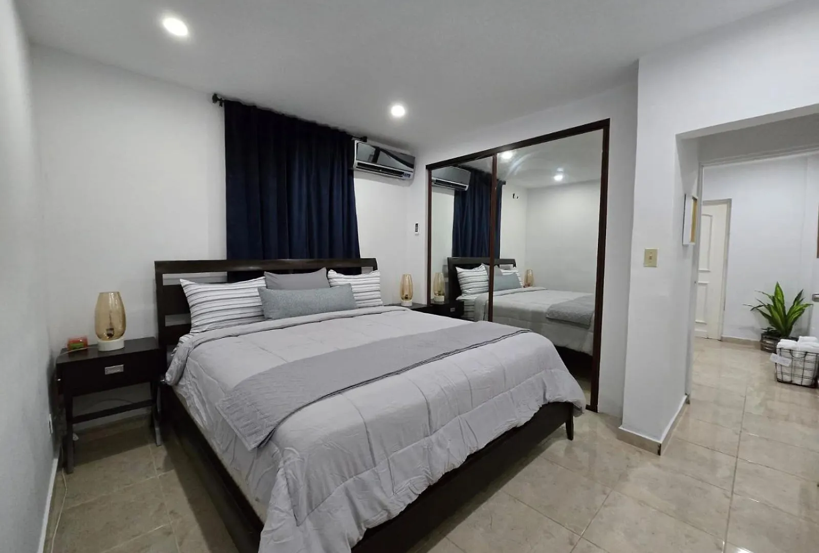 Reparto Metropolitano Apartments II San Juan 0*,